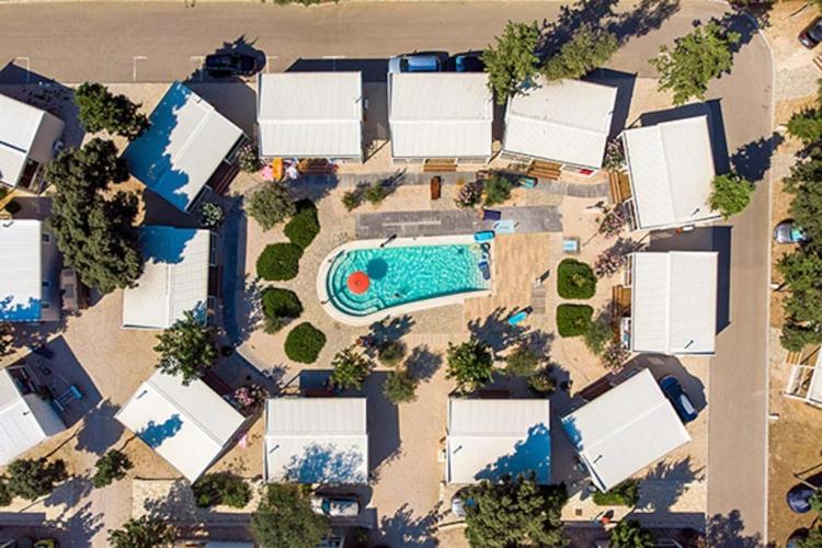 Mobile Home Mediteran Superior By The Pool In Caravan Park Strasko, Novaglia Esterno foto